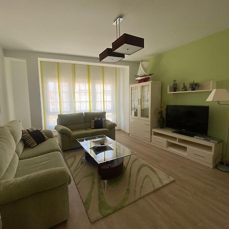 Precioso Piso En Pleno Centro De O Grove Apartamento Exterior foto