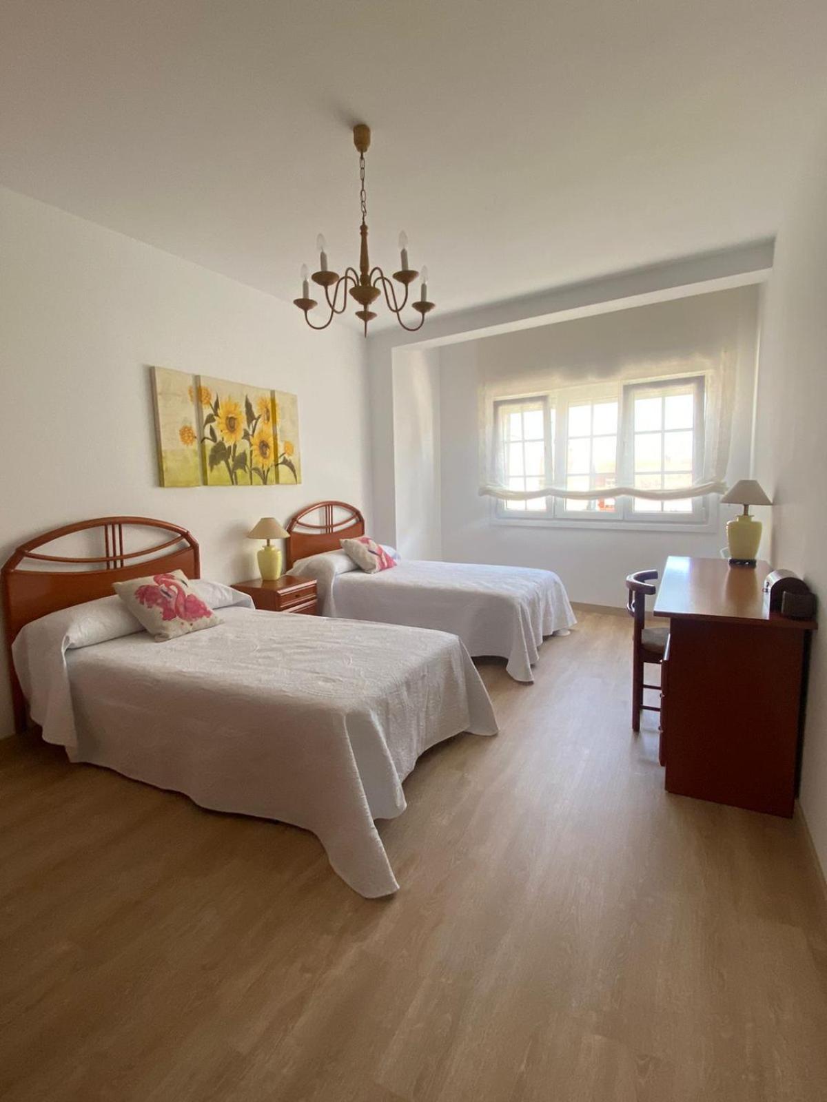 Precioso Piso En Pleno Centro De O Grove Apartamento Exterior foto